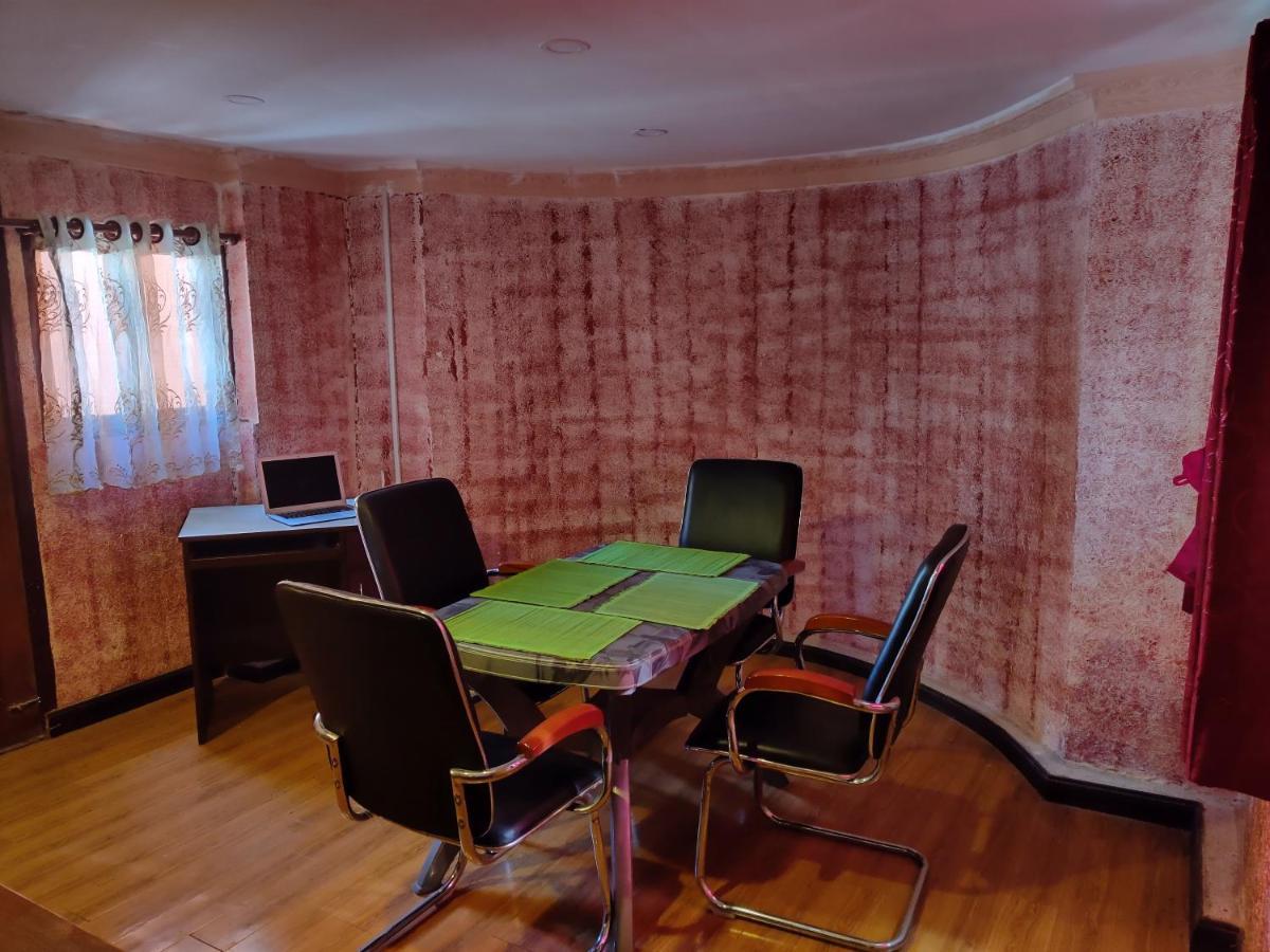 Lalitpur Hostmandu B&B المظهر الخارجي الصورة