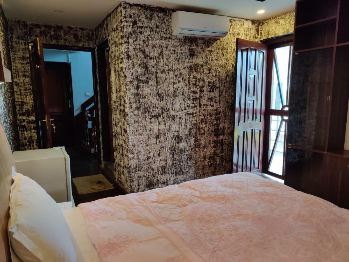 Lalitpur Hostmandu B&B المظهر الخارجي الصورة